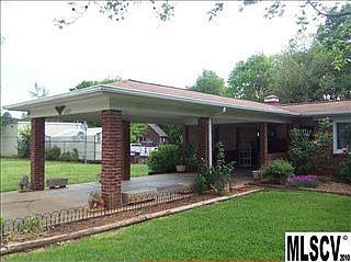 3rd image of 1525 31st Street Ct SE