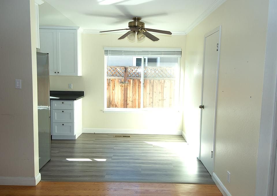 1st image of 939 Rose Ave
