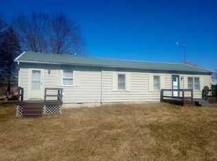 1491 Baseline Rd, Stockbridge, MI 49285