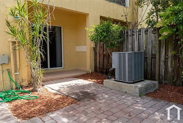 11245 SW 231st Ln — Photo 31