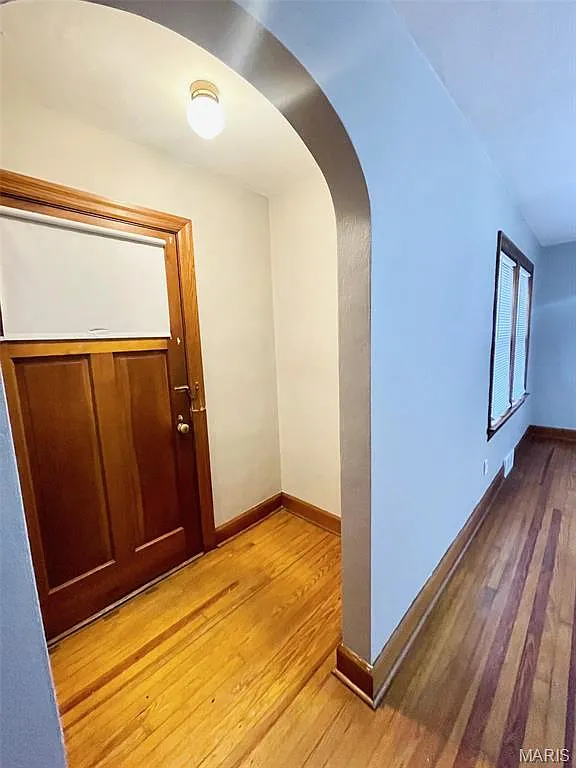 1 bed, 1.0 bath, 856 sqft, $1,100 — Photo 2