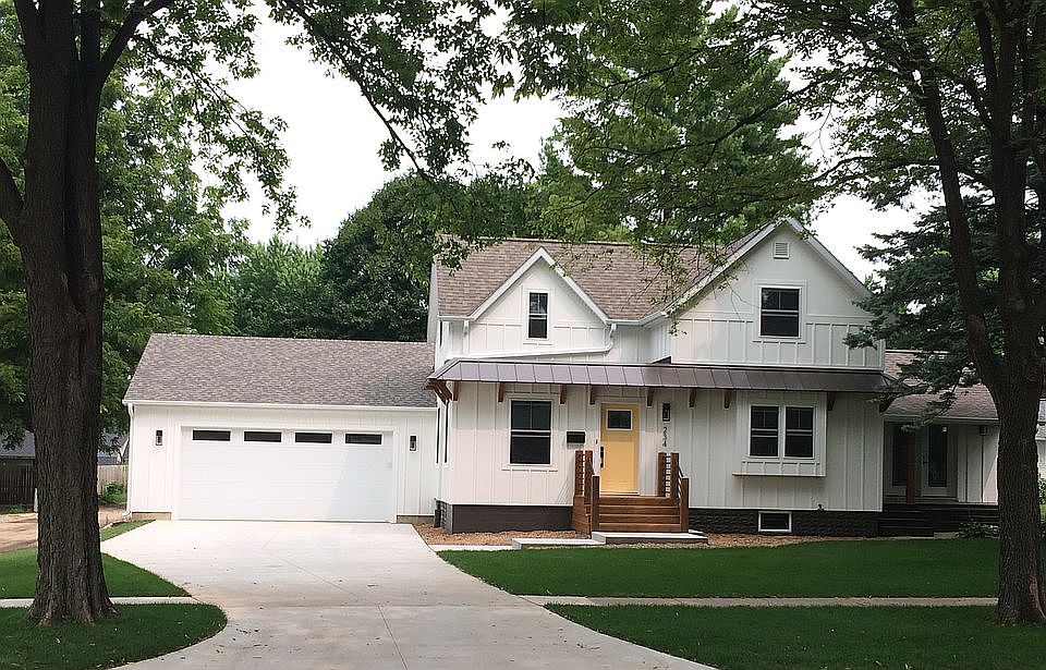 Modern farmhouse style