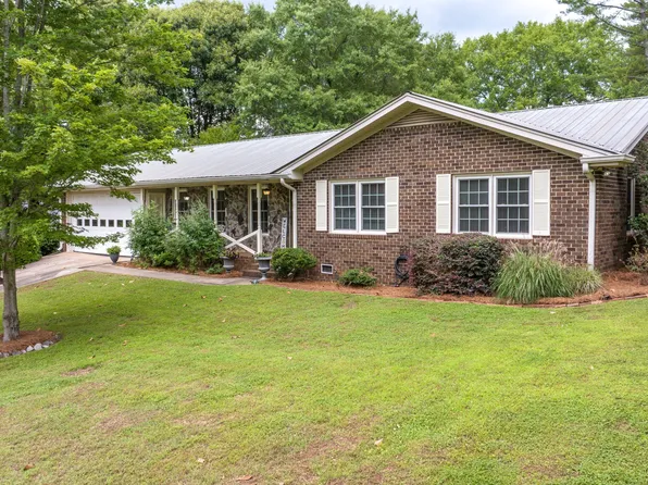 1164 Springway Dr, Gainesville, GA 30501