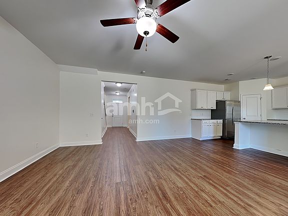 5th image of 35 Birch Cir