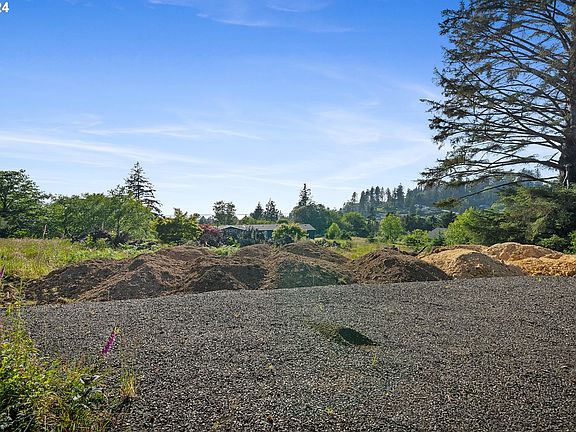 4th image of McCoy Ave