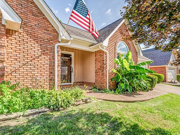 2nd image of 8243 Crimson Creek Dr