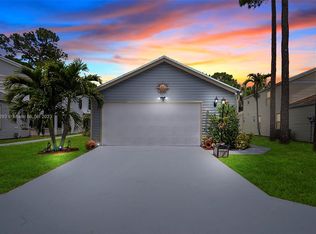 5585 Berry Blossom Way W, West Palm Beach, FL 33415