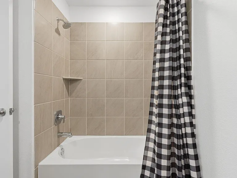 23818 Desert Brush Ct — Photo 14