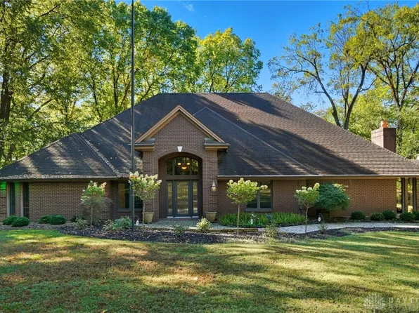 1211 Runnymede Rd, Dayton, OH 45419