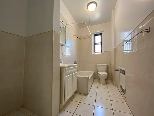Rented by Compass | media 12