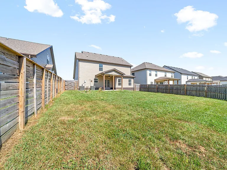 205 Elwell Rd — Photo 33