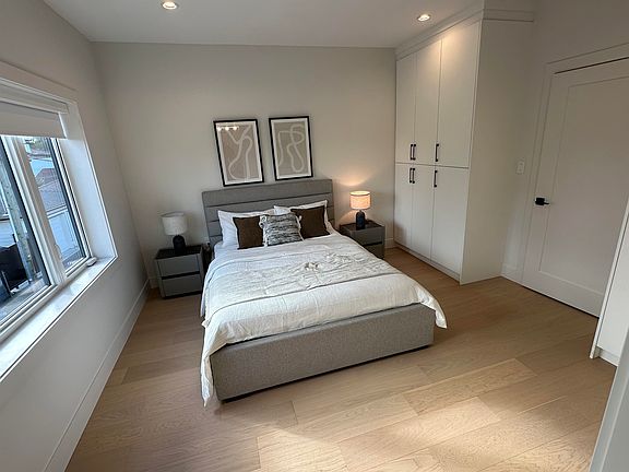 3rd image of 6898 Kerr St #1