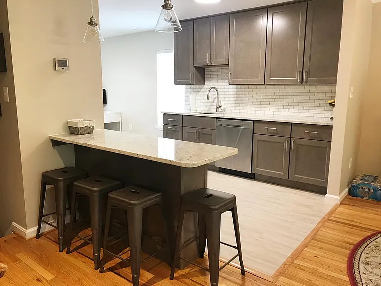 kitchen bar
