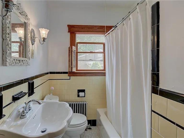 127 Foote St — Photo 34
