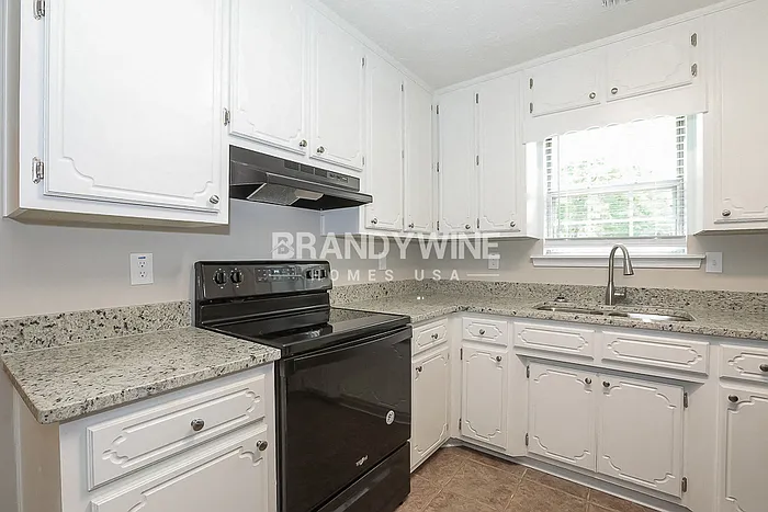 148 Helen Dr NW — Photo 7