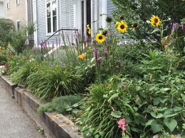 420 E Merrimack St APT 4, Lowell, MA 01852