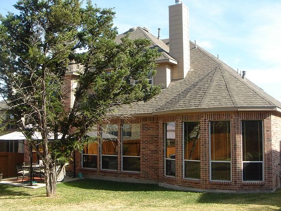 bay window - rear