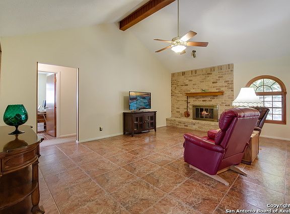5th image of 8503 Chimneyhill St