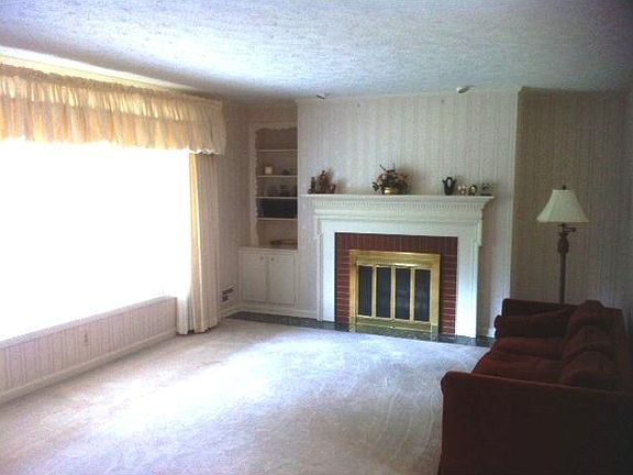 2nd image of 6105 E 54th Pl