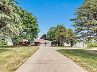 5055 Shirley Rd, Denmark, WI 54208