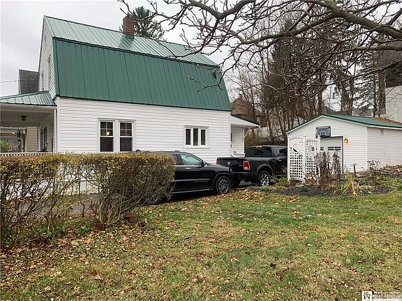 5th image of 79 Sturges St