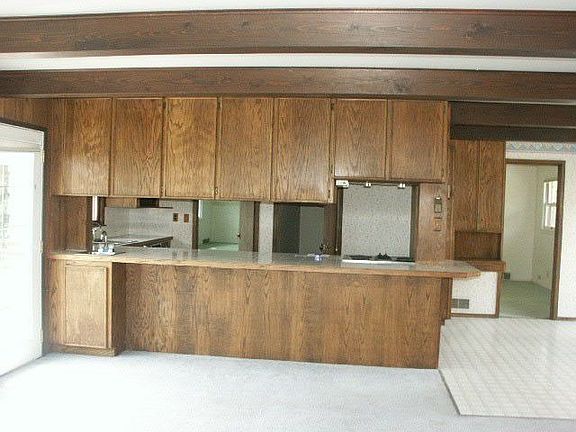5th image of 370 Mocliff Dr