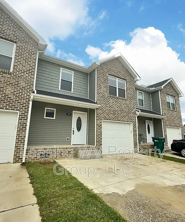 29 Christian Ct