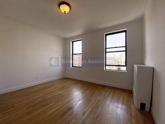 3rd image of 3620 Broadway #34