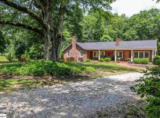 118 Chapman Rd, Pelzer, SC 29669