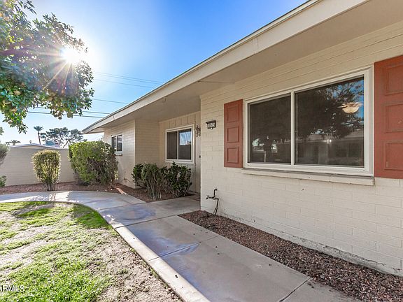 3rd image of 10525 W COGGINS Drive