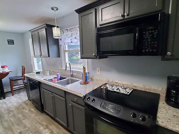 5th image of 1412 Sophia Ave