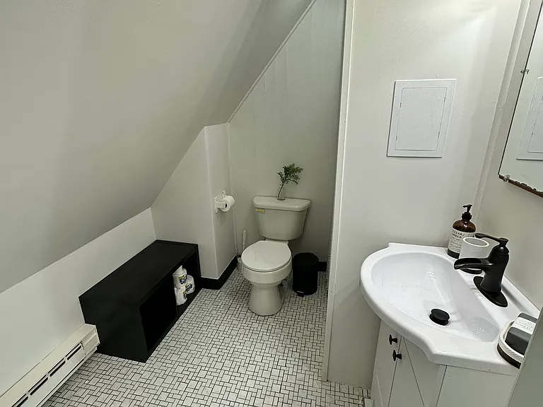 29 Main St #3 — Photo 11