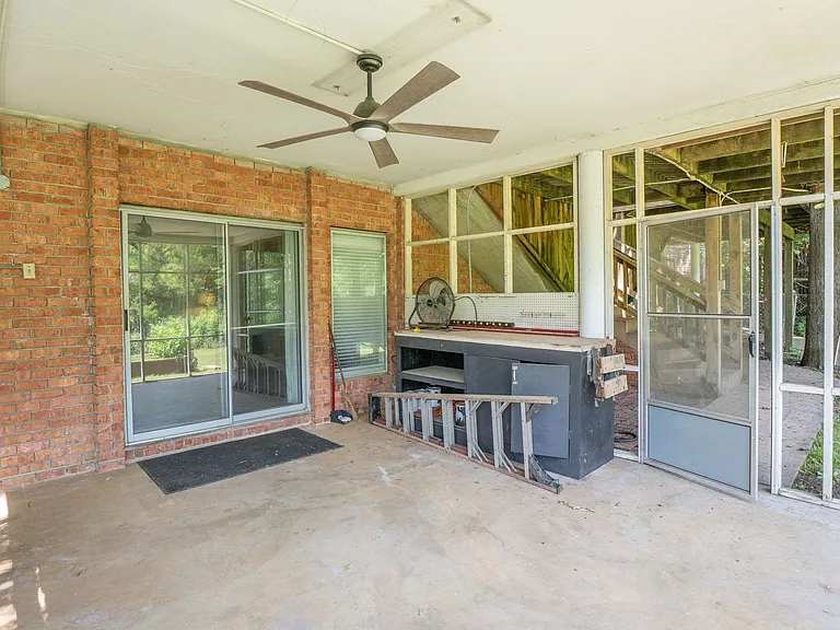1101 Biscayne Dr — Photo 20
