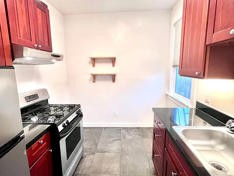 1201 Green St — Photo 19