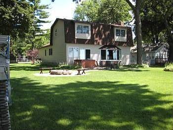 4th image of 63 N Lake Ave