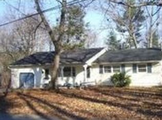 31 Mayflower Dr, Milford, NH 03055