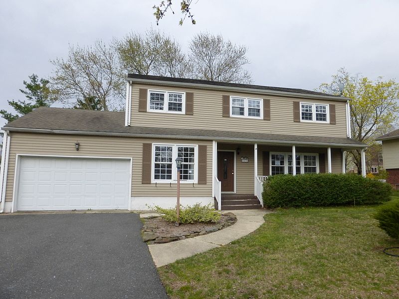 2700 Sq. Ft Colonial