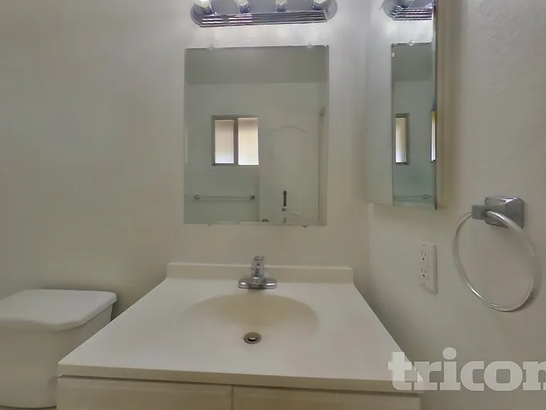 3849 W Poinsettia Dr — Photo 16