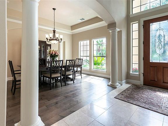 5th image of 12109 Las Flores Dr