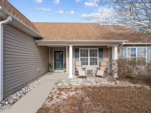 2nd image of 657 Hillside Drive