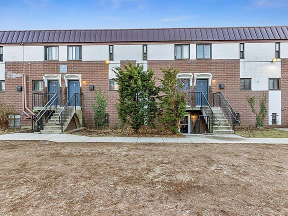 2nd image of 365 Orchard St #1399859
