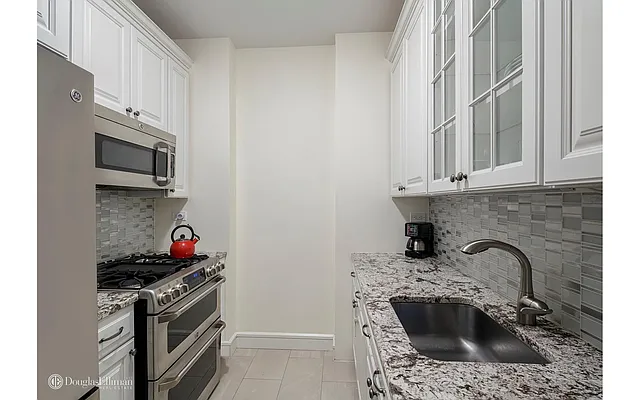 Sold by Douglas Elliman | media 5