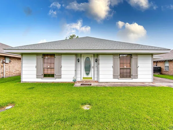 319 Prevost Dr, Houma, LA 70364
