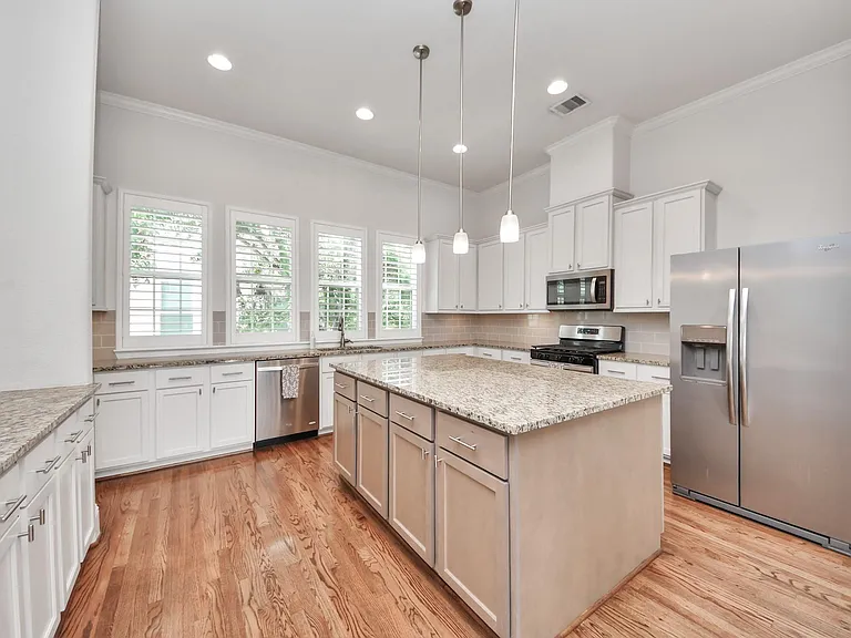 2606 Madeline Grove Dr — Photo 11