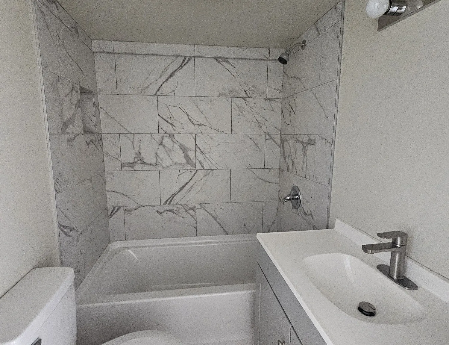 2 bed, 500 sqft, $875 — Photo 2
