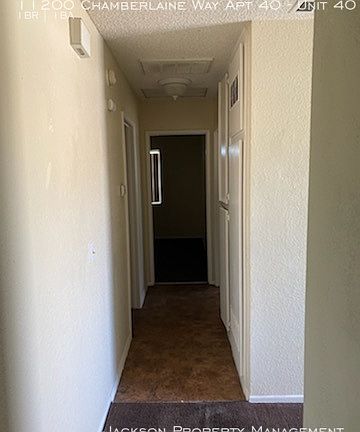 5th image of 11200 Chamberlaine Way APT 40