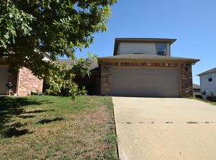 212 Copper Oaks Dr #212, Centerton, AR 72719