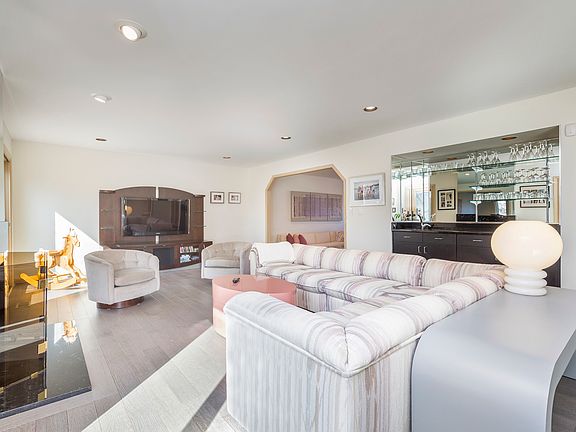 5th image of 3004 Parkside Dr