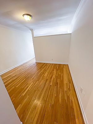 4th image of 229 E 80th St APT 5D