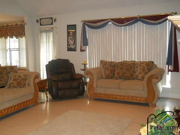 5th image of 105 Sweet Pea Ct